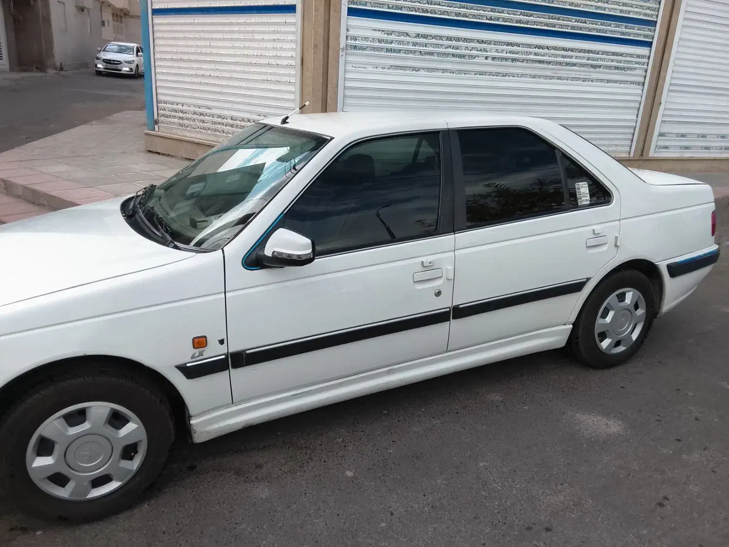 پژو پارس مدل 88|خودرو سواری و وانت|تربت‌حیدریه, میدان مرکزی|دیوار