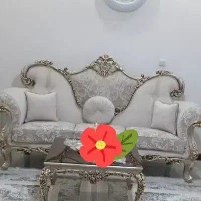 مبل ۷ نفره چوب راش فوم سرد رنگ ورق طلا وبژ جدید|مبلمان خانگی و میز عسلی|قم, بکایی|دیوار