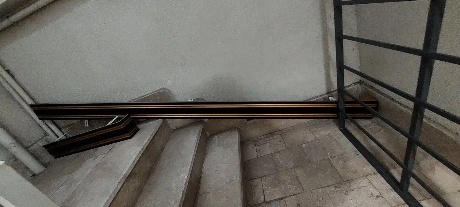 کتیبه پرده|پرده، رانر، رومیزی|لاهیجان, قیام|دیوار