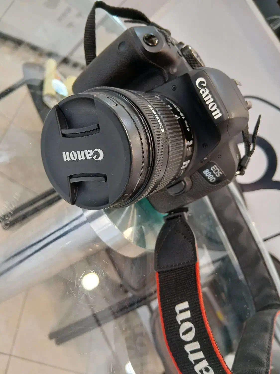 ۸۰۰D کارکرده|دوربین عکاسی و فیلم‌برداری|تهران, جمهوری|دیوار