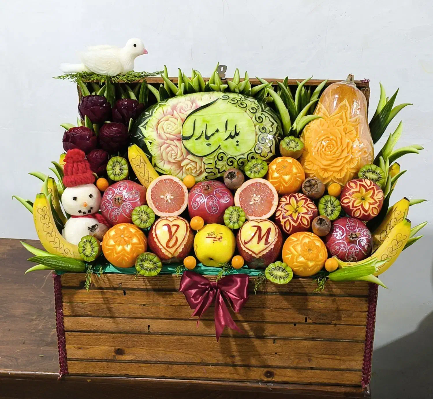 میوه آرایی حکاکی هندوانه یلدا،چله ژله تولدعقدجشن|خدمات پذیرایی، مراسم|رشت, جانبازان|دیوار
