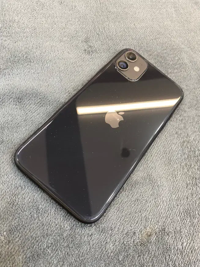 ایفون ۱۱ نرمال|موبایل|بندرعباس, |دیوار