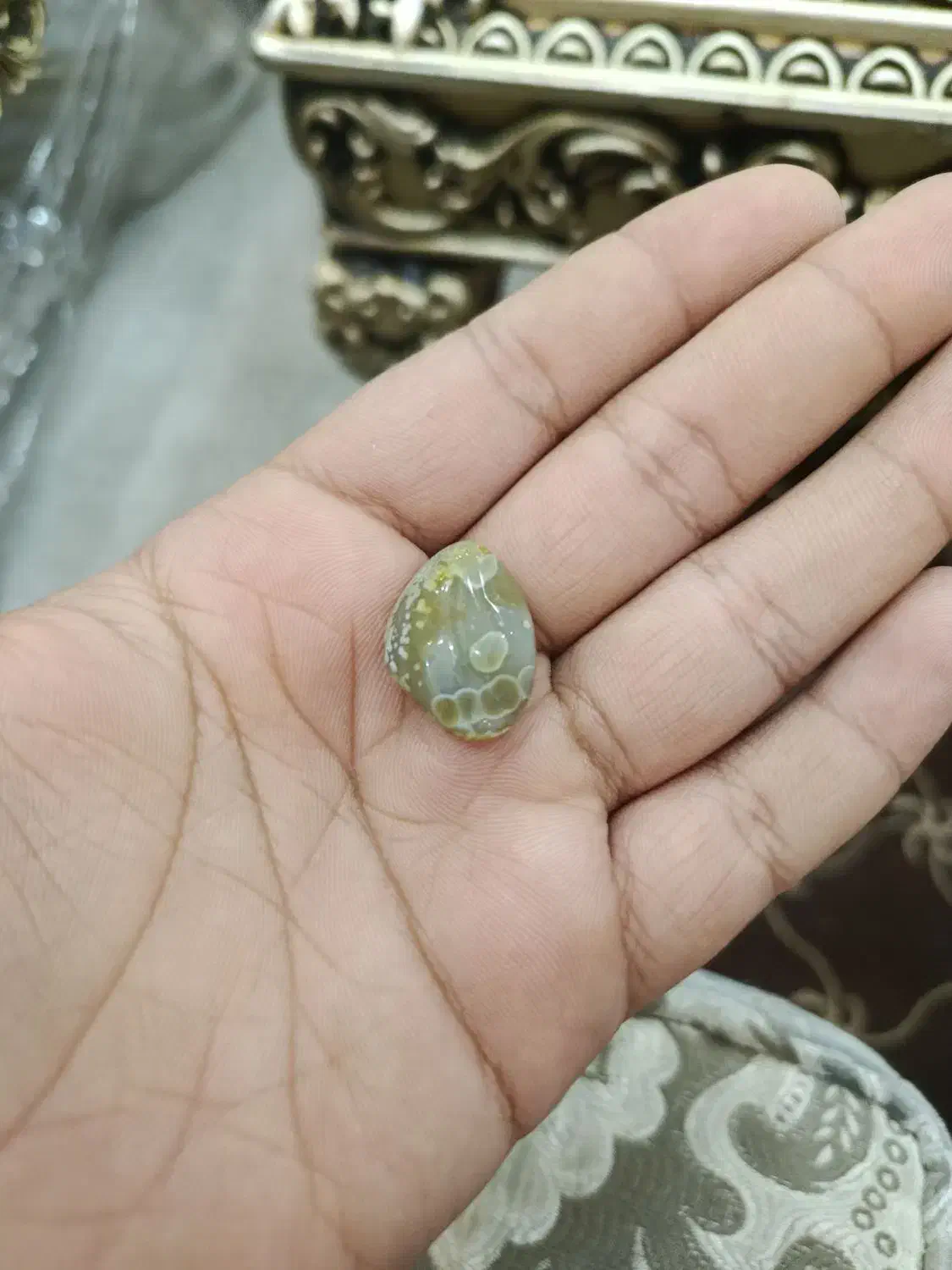 سنگ بابا غوره|جواهرات|شیراز, فرگاز|دیوار