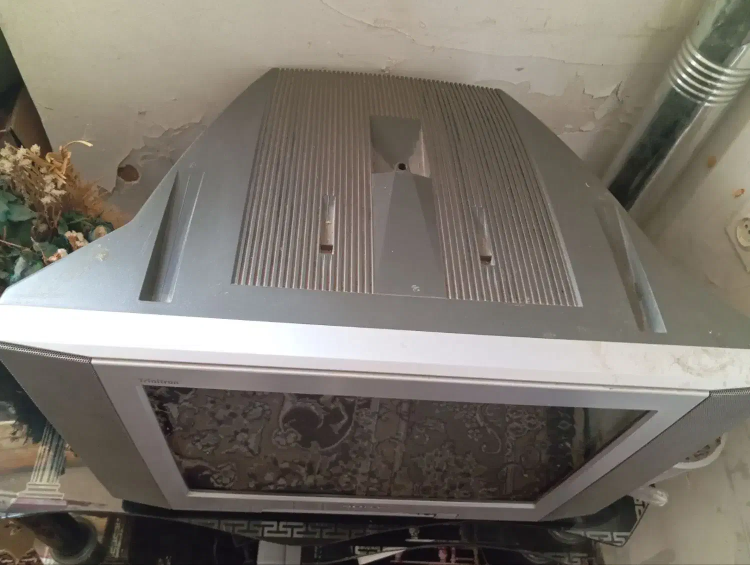 تلویزیون. میز. دیجیتال|تلویزیون و پروژکتور|کرمان, |دیوار