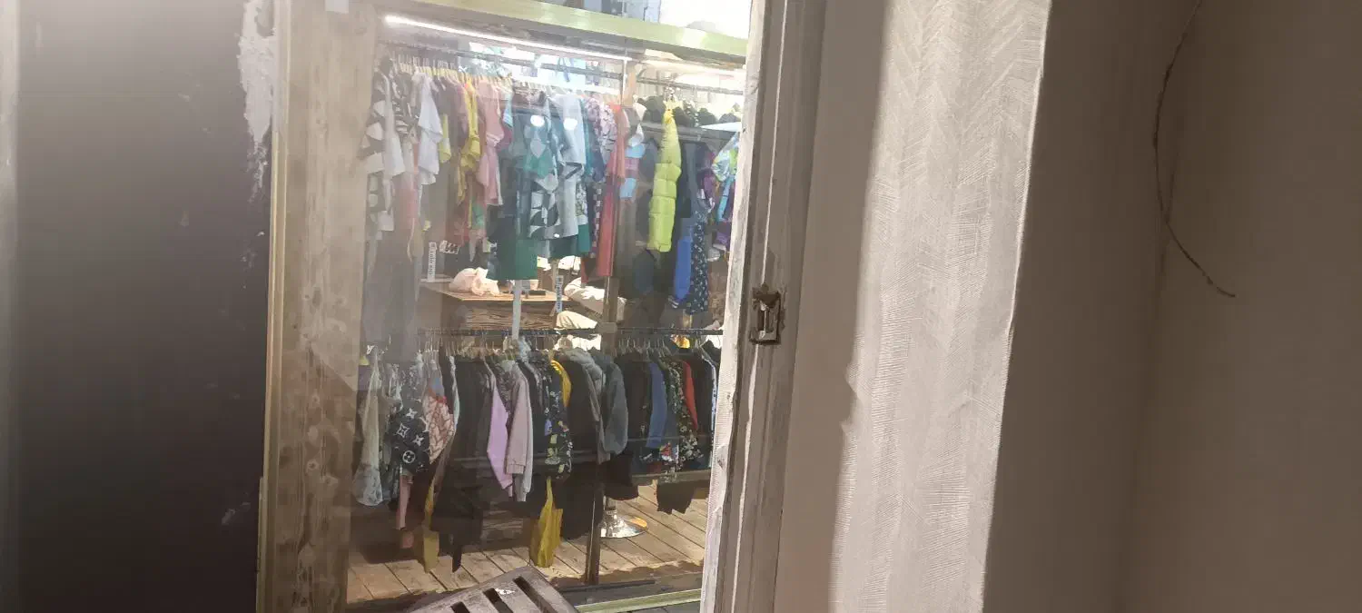 فروش و معاوضه مغازه پاساژخاوری طبقه اول سمت خیابان|فروش مغازه و غرفه|لنگرود, |دیوار