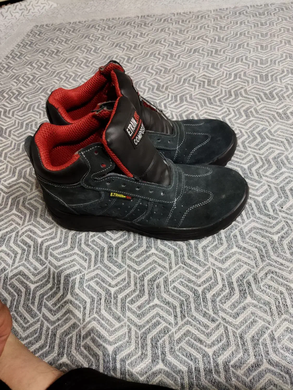 کفش ایمنی|کیف، کفش، کمربند|پاکدشت, خاتون آباد|دیوار