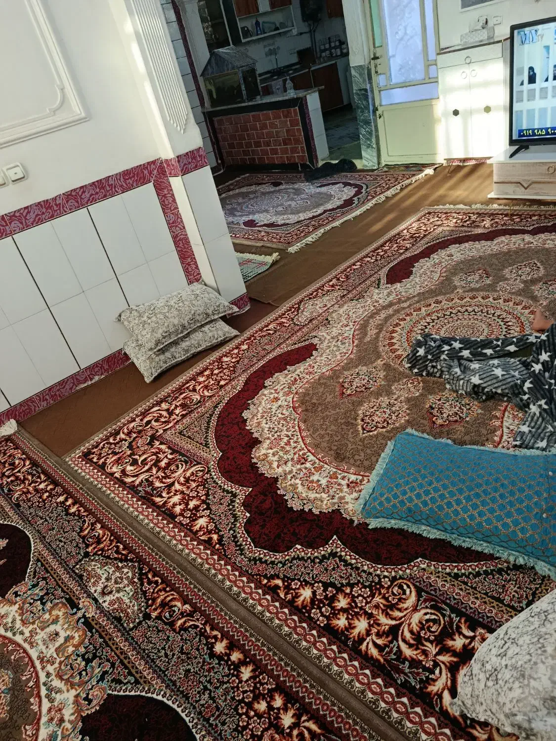 فرش در حد نو|فرش|خرم‌آباد, |دیوار