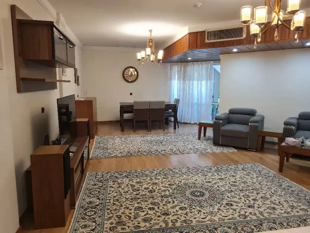 آپارتمان ۱۴۰ متری سه خواب در شهرک غرب|اجارهٔ آپارتمان|تهران, ایوانک|دیوار