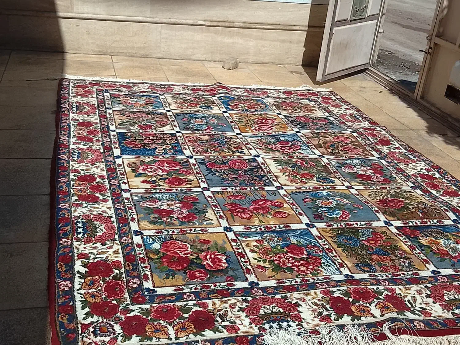 قالی دست با فت|فرش|شهرکرد, |دیوار