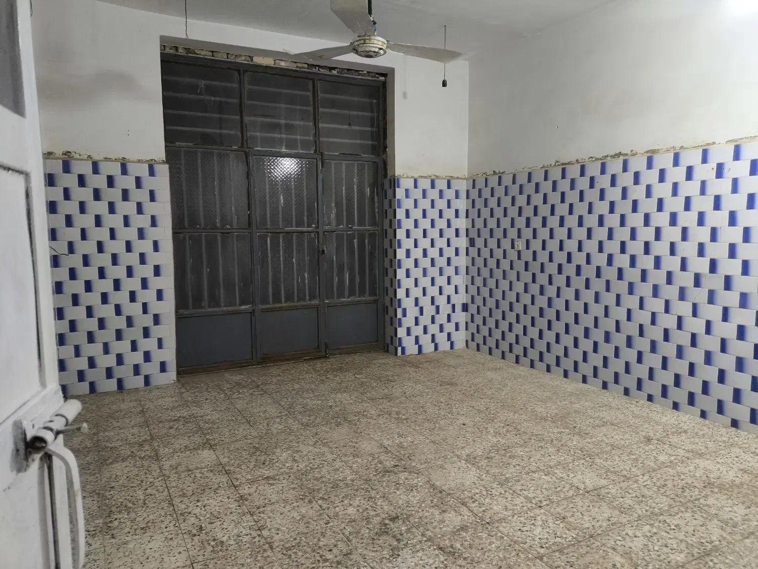 اجاره مغازه ۲۰ متری|اجارهٔ مغازه و غرفه|دهلران, |دیوار