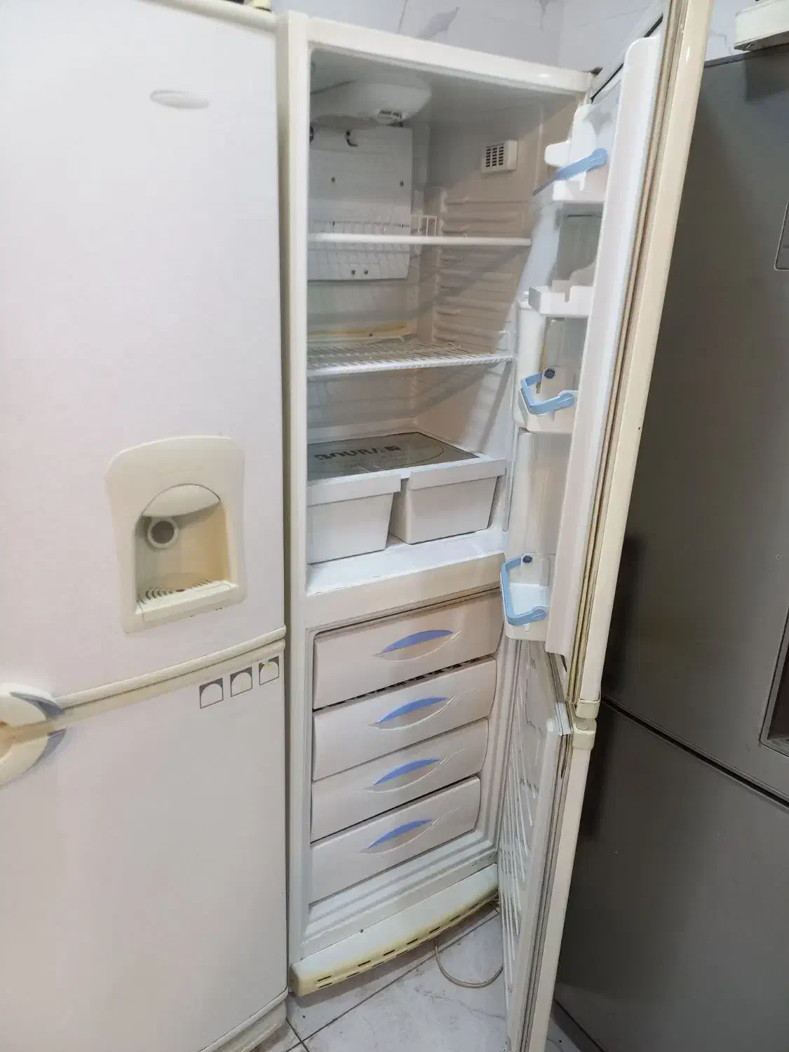 یخچال گلسان|یخچال و فریزر|قم, ولیعصر|دیوار