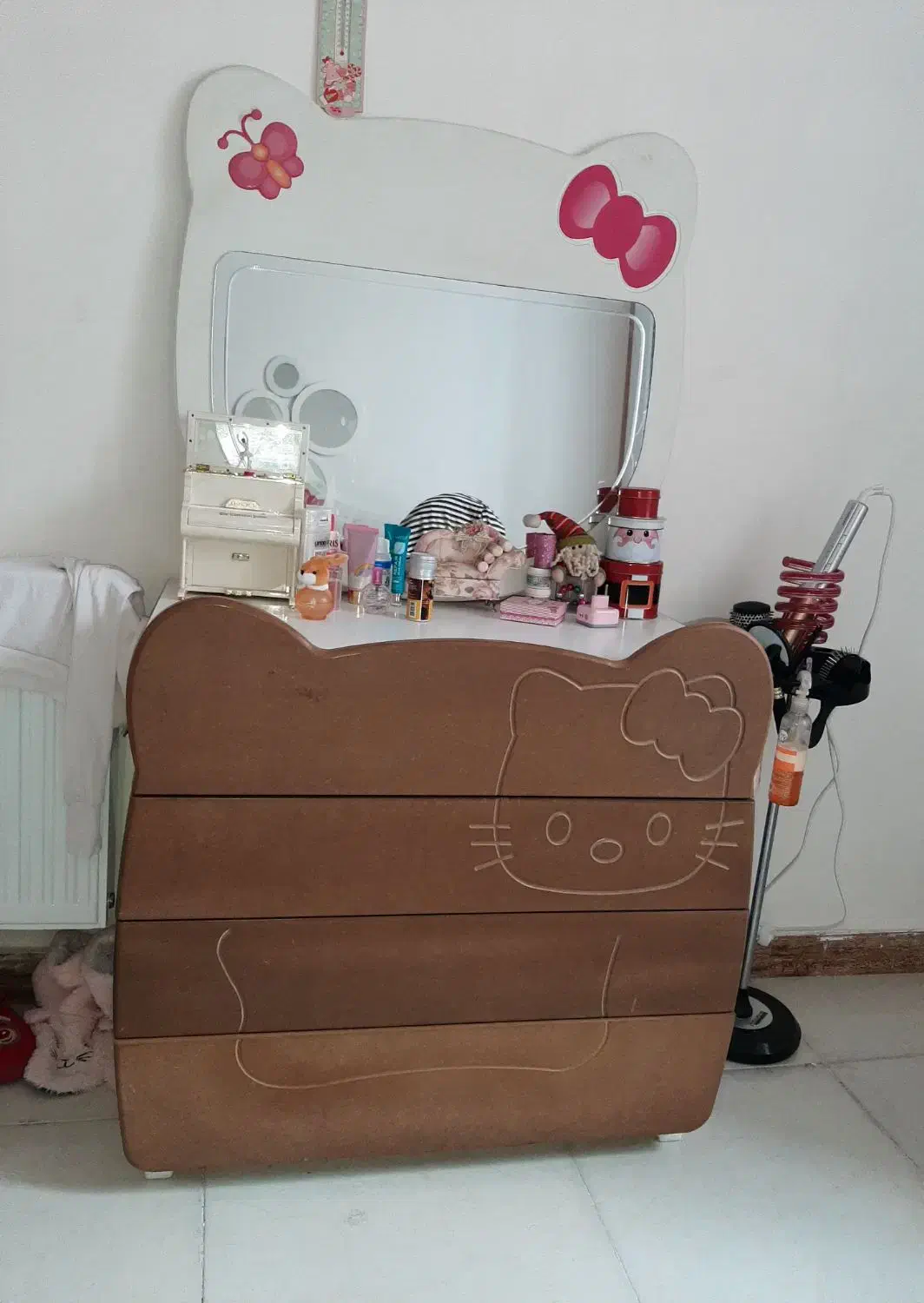 دراورمیزتوالت دخترونه|جاکفشی، کمد، دراور|رشت, گلزاران|دیوار