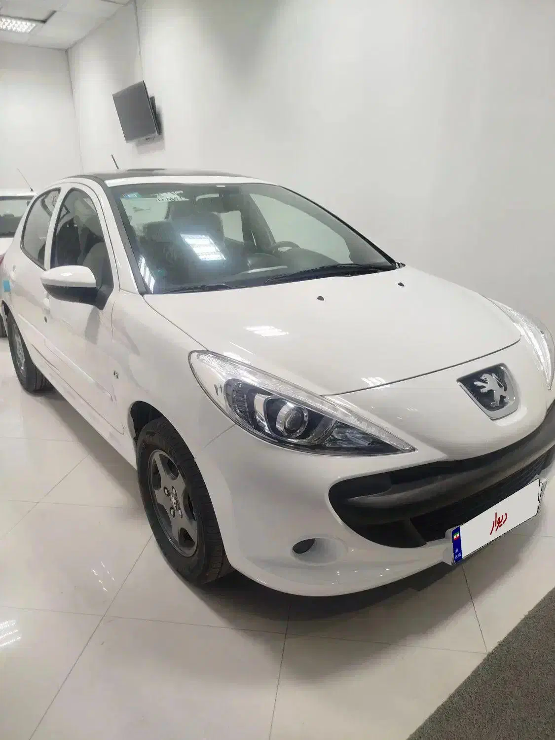 پژو 207 مدل 1404|خودرو سواری و وانت|بیرجند, |دیوار