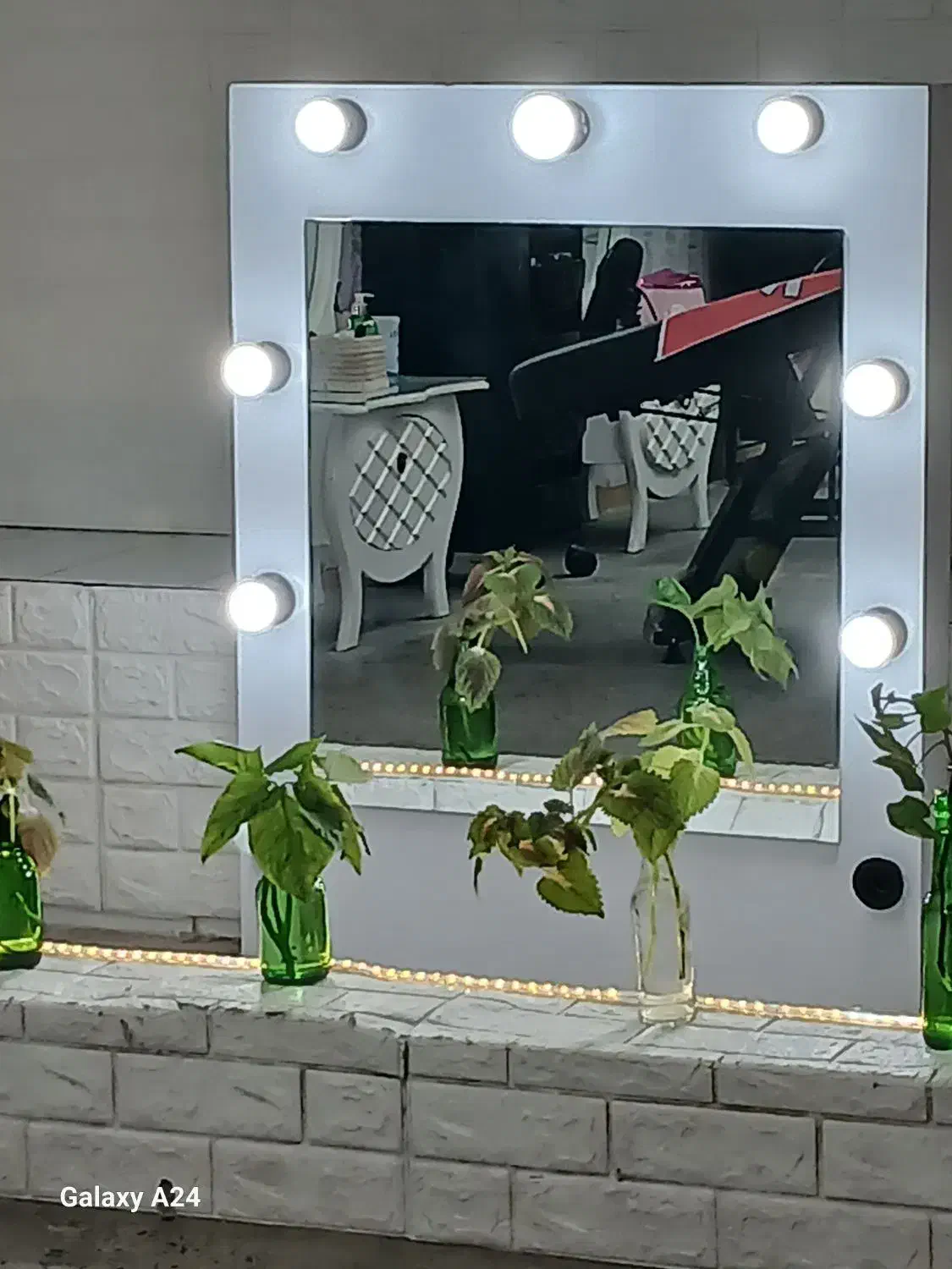 آینه آرایش|آینه|دورود, |دیوار