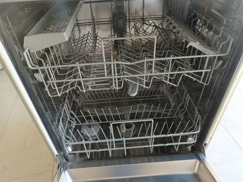 لباسشویی وظرفشویی|ماشین لباسشویی و خشک‌کن لباس|یزد, |دیوار