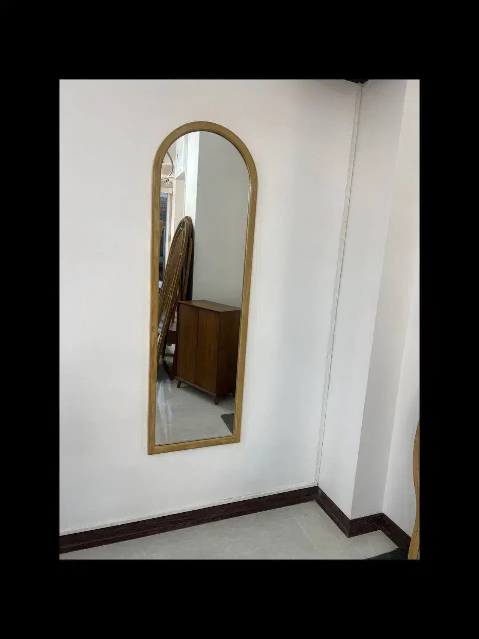 آینه چوبی فرم دار فقط۱۹۰۰ تخفیف شب یلدایی|آینه|همدان, |دیوار