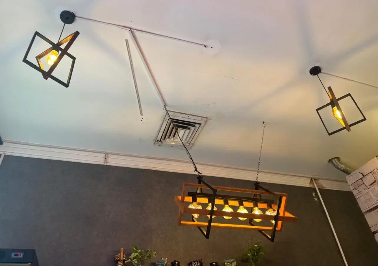 لوستر|لوستر و چراغ آویز|اصفهان, چرخاب|دیوار