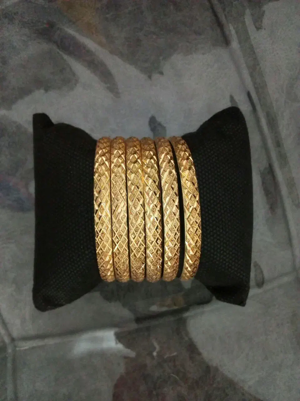 النگو نو|بدلیجات|قم, قلعه کامکار|دیوار