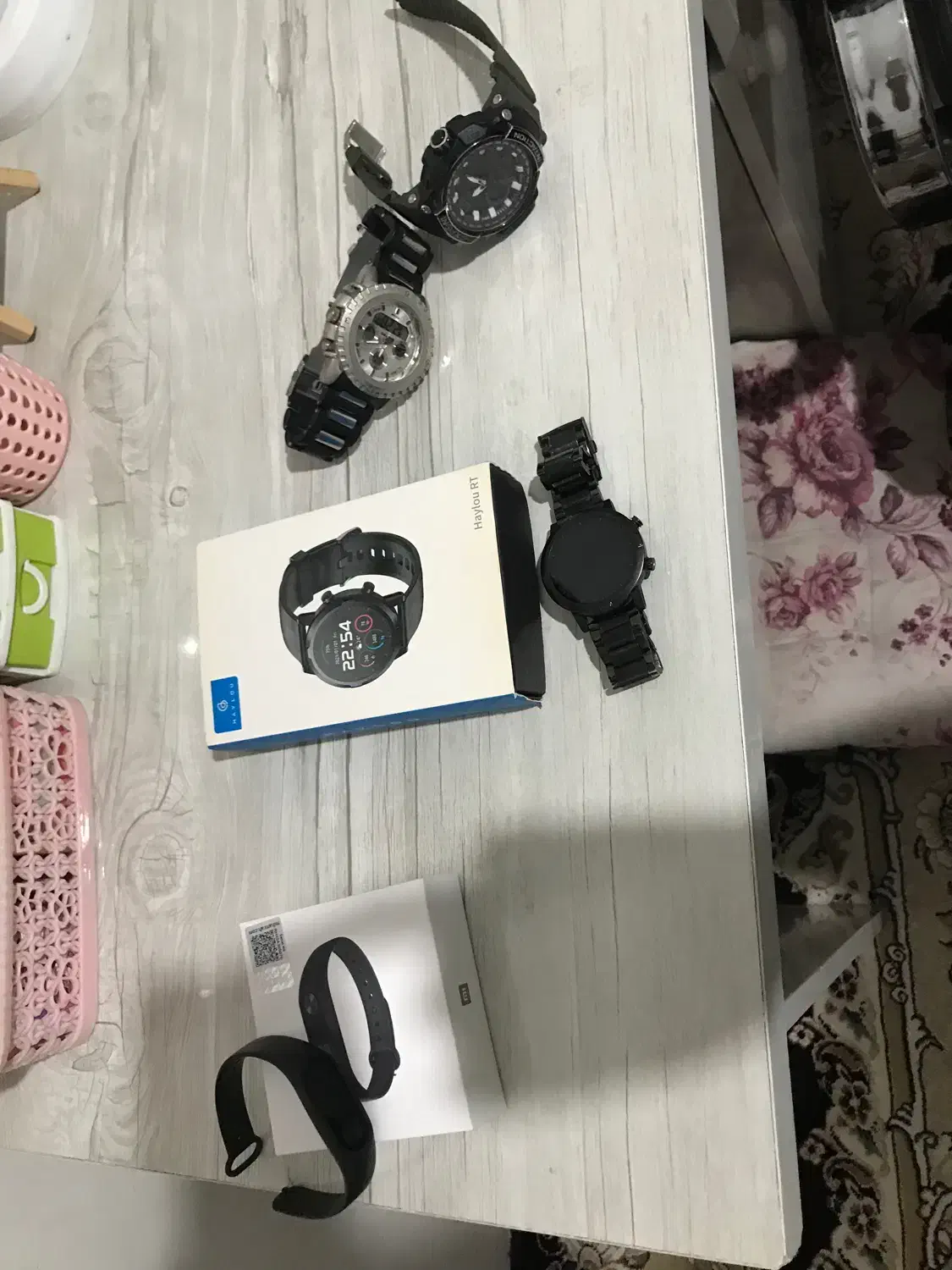 تعدادی ساعت مچی|ساعت|کرمانشاه, |دیوار