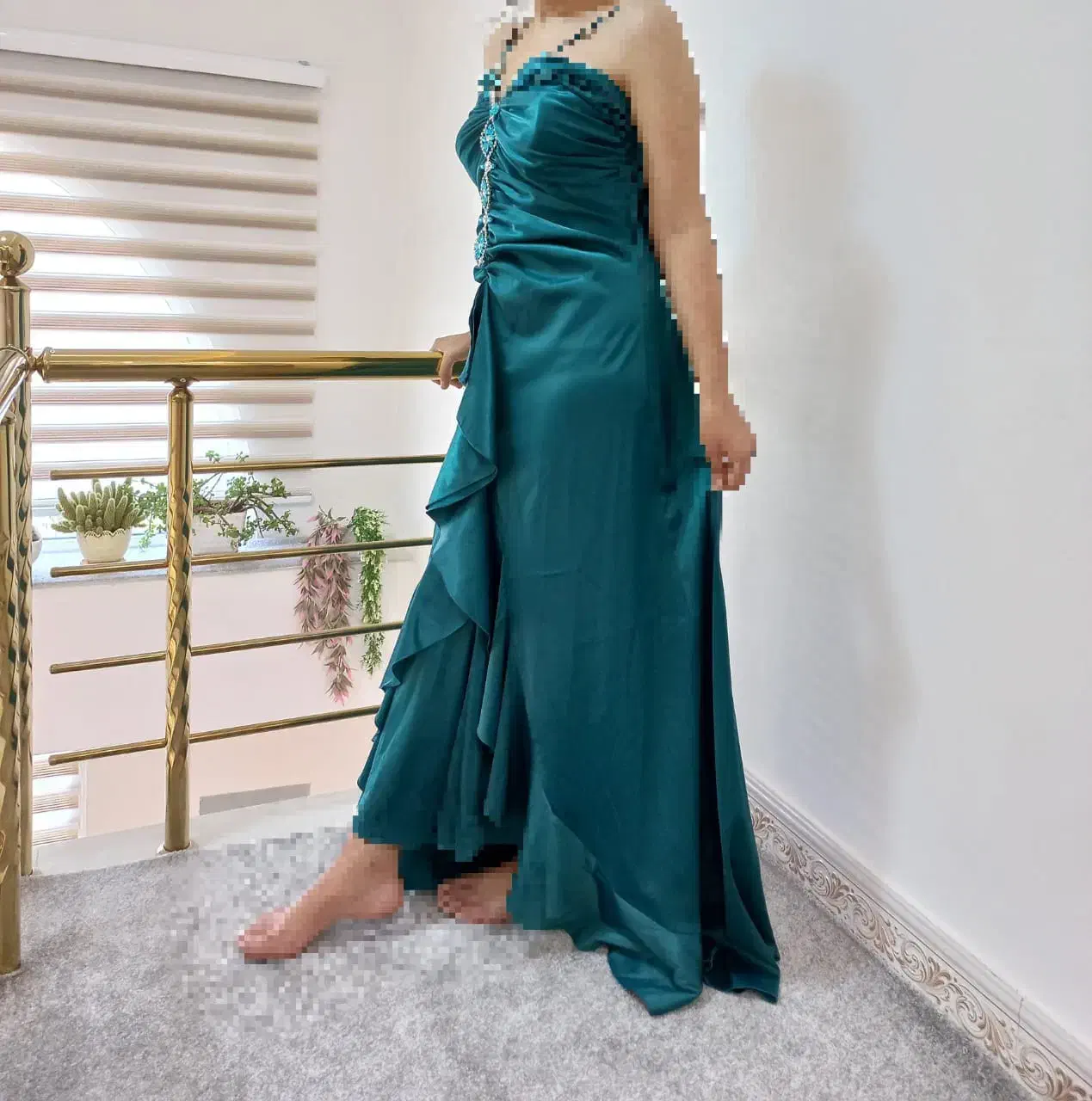 لباس مجلسی|لباس|هشتگرد, هشتگرد قدیم|دیوار