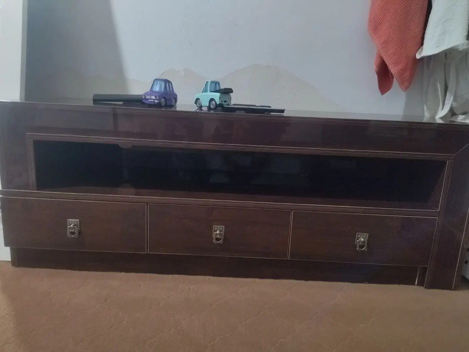 میز تلویزیون تازه|میز تلویزیون|چناران, |دیوار