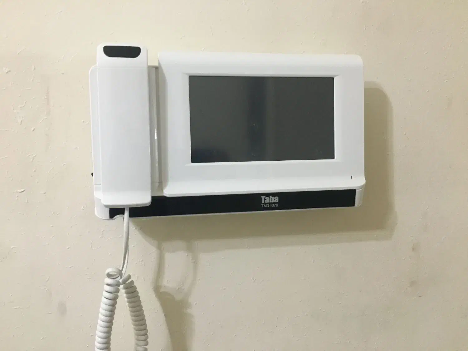 تعمیر تخصصی آیفون منازل و اماکن|خدمات پیشه و مهارت|بوشهر, |دیوار