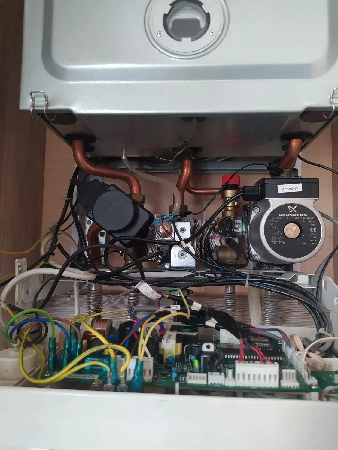 خریدار پکیج، فروش اقساطی پکیج|آبگرمکن، پکیج، شوفاژ|تهران, والفجر (افسریه)|دیوار