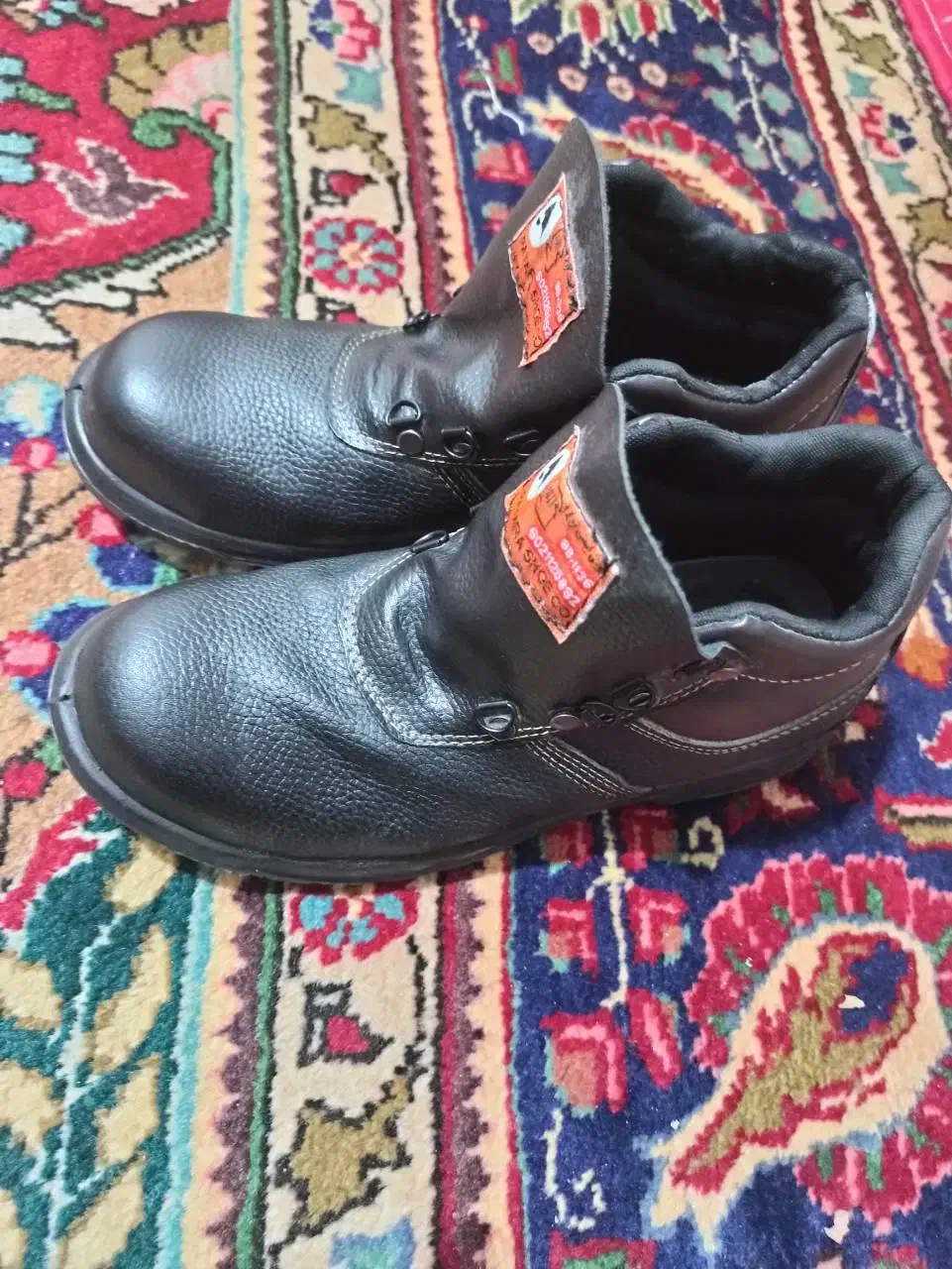 کفش ایمنی یا کار|کیف، کفش، کمربند|مرند, |دیوار