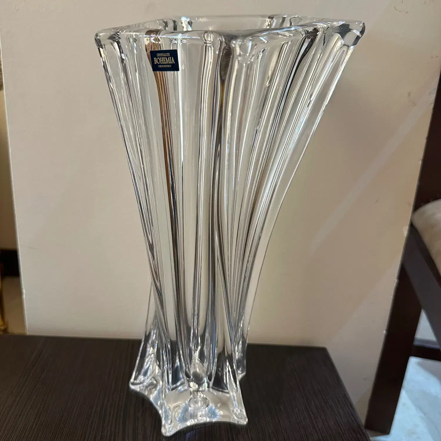 گلدان کریستال ستاره ای بوهمیا چک|صنایع دستی و سایر لوازم تزئینی|تهران, سید خندان (جلفا)|دیوار