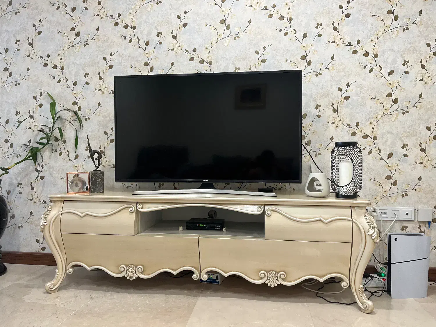 میز تلویزیون|میز تلویزیون|تهران, آسمان|دیوار