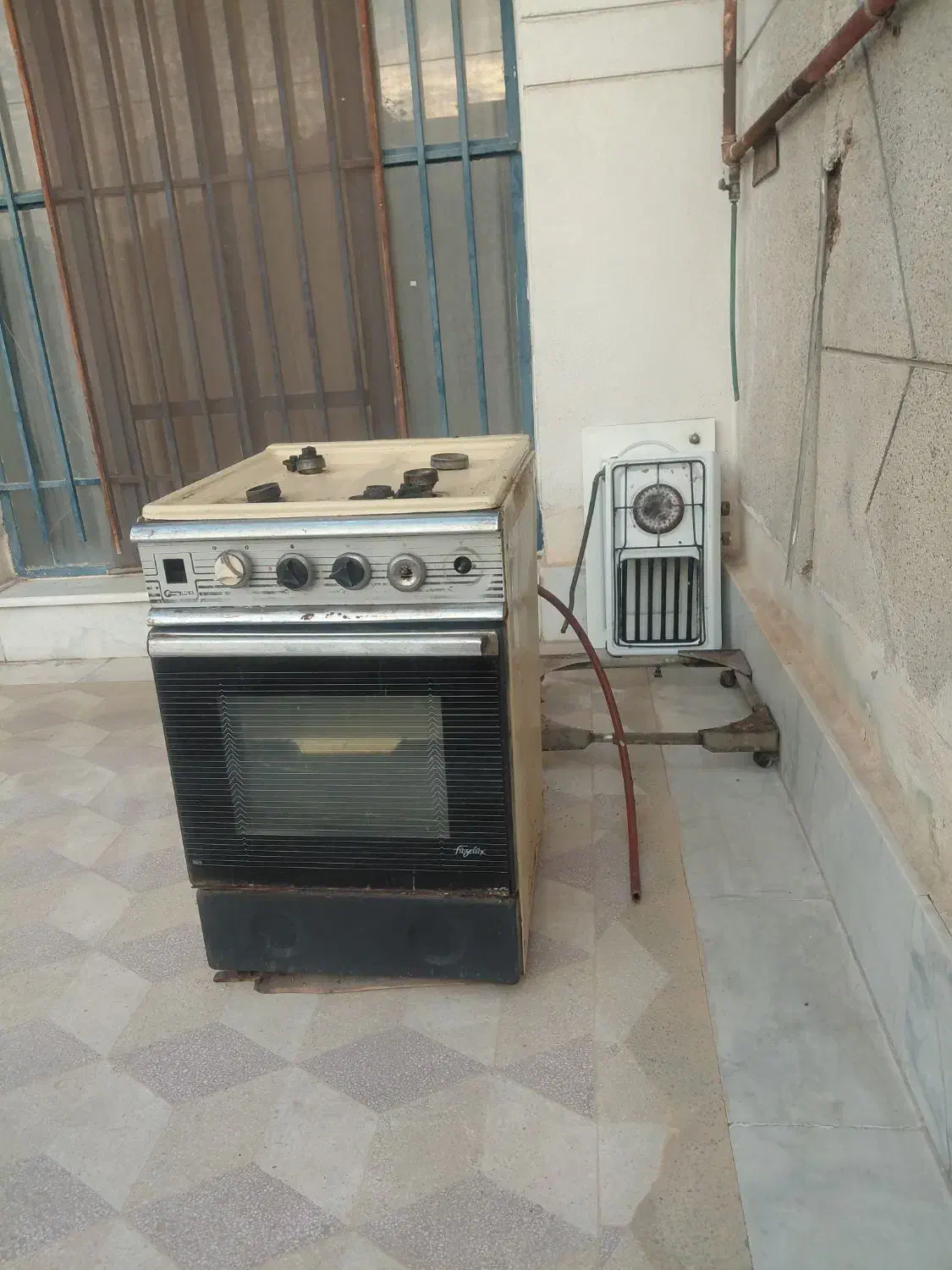 گاز فردار پنج شعله قدیمی|اجاق گاز و لوازم برقی پختوپز|شیراز, پودنک|دیوار