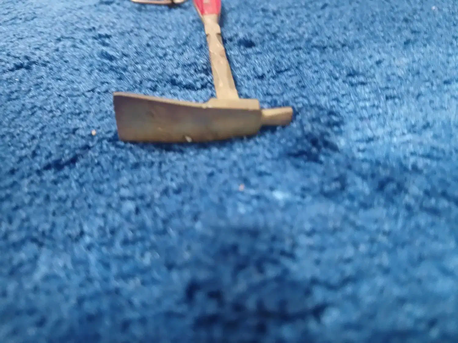 تیشه ی،برنجی اویز|صنایع دستی و سایر لوازم تزئینی|ری, شهرک نظامی|دیوار