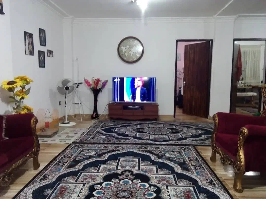 آپارتمان.۹۰ متری دو خوابه. بازسازی شده|فروش آپارتمان|رشت, لاکان شهر|دیوار