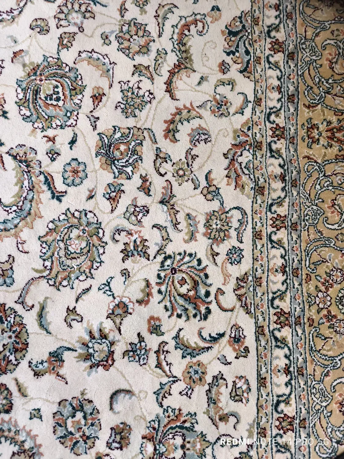 سه تخته فرش ماشینی 6 متری کرم|فرش|آستانه اشرفیه, |دیوار