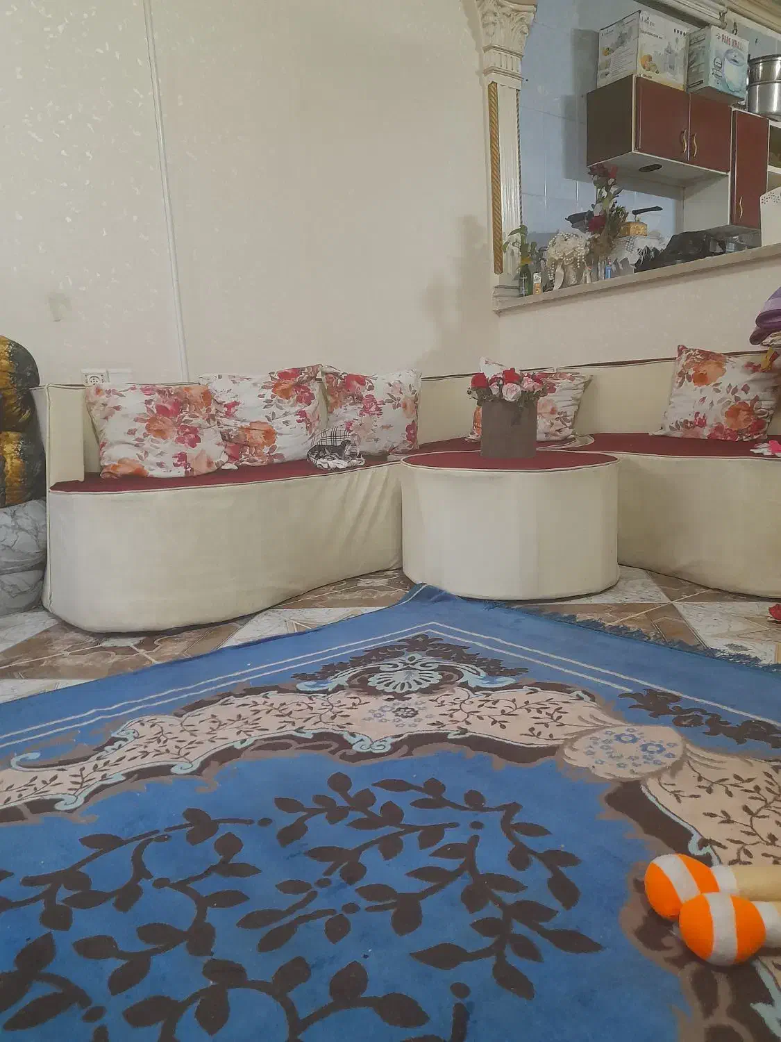 مبل لوبیایی مخصوص خونه باغ|مبلمان خانگی و میز عسلی|یزد, |دیوار