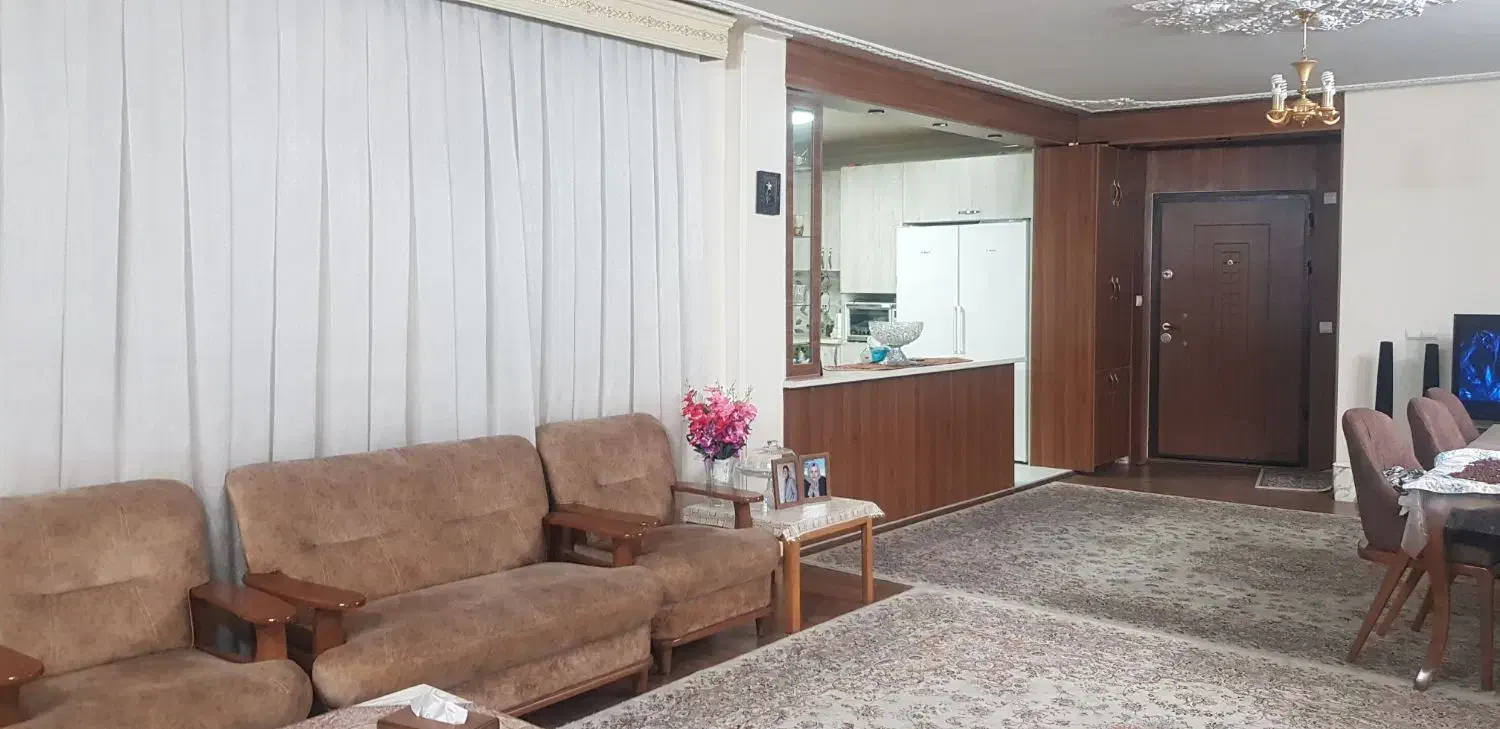 آپارتمان ۱۳۵ متری دوخوابه شهرک گلها|فروش آپارتمان|تهران, آهنگ|دیوار