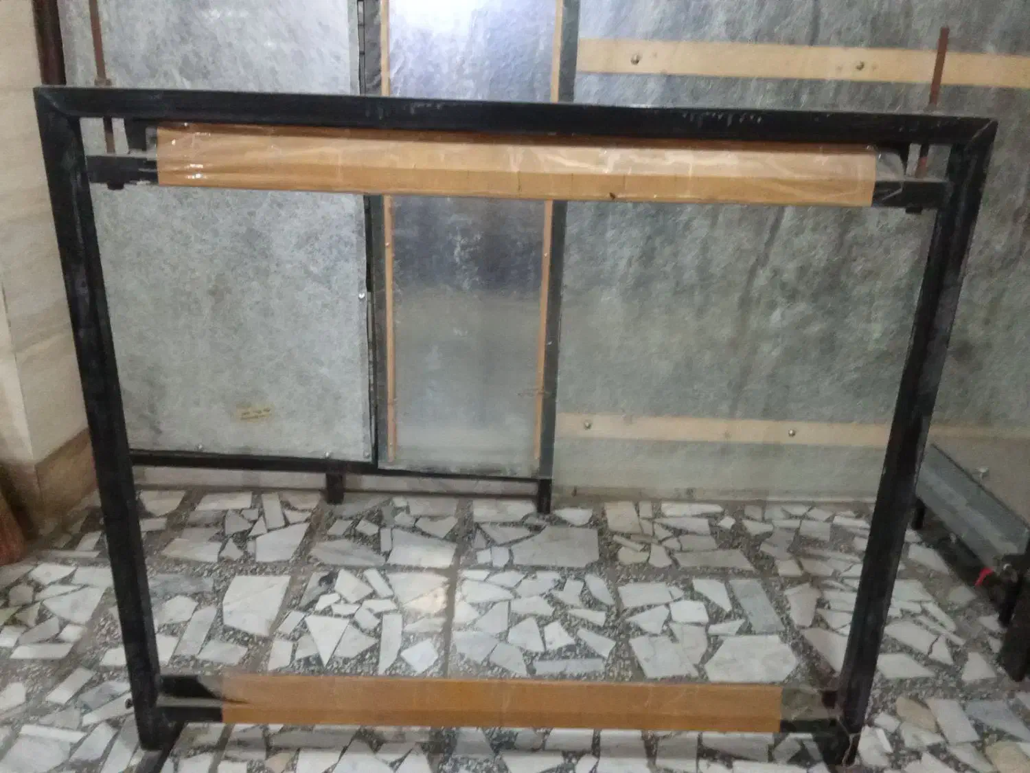 دارقالی|کتابخانه، شلف، قفسههای دیواری|لنگرود, |دیوار