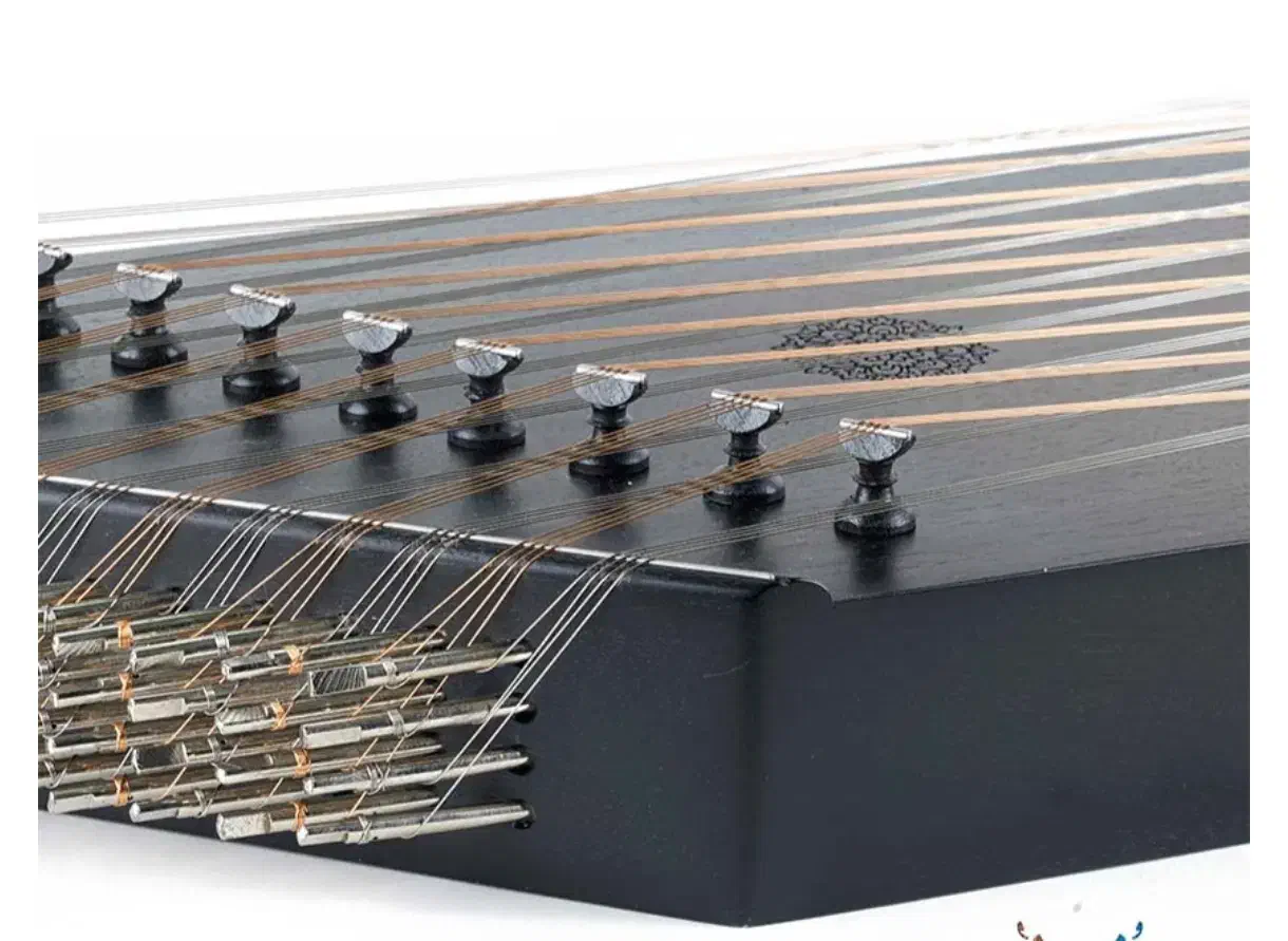 سنتور تک آس کار دست|سازهای سنتی|شیراز, فرهنگ شهر|دیوار