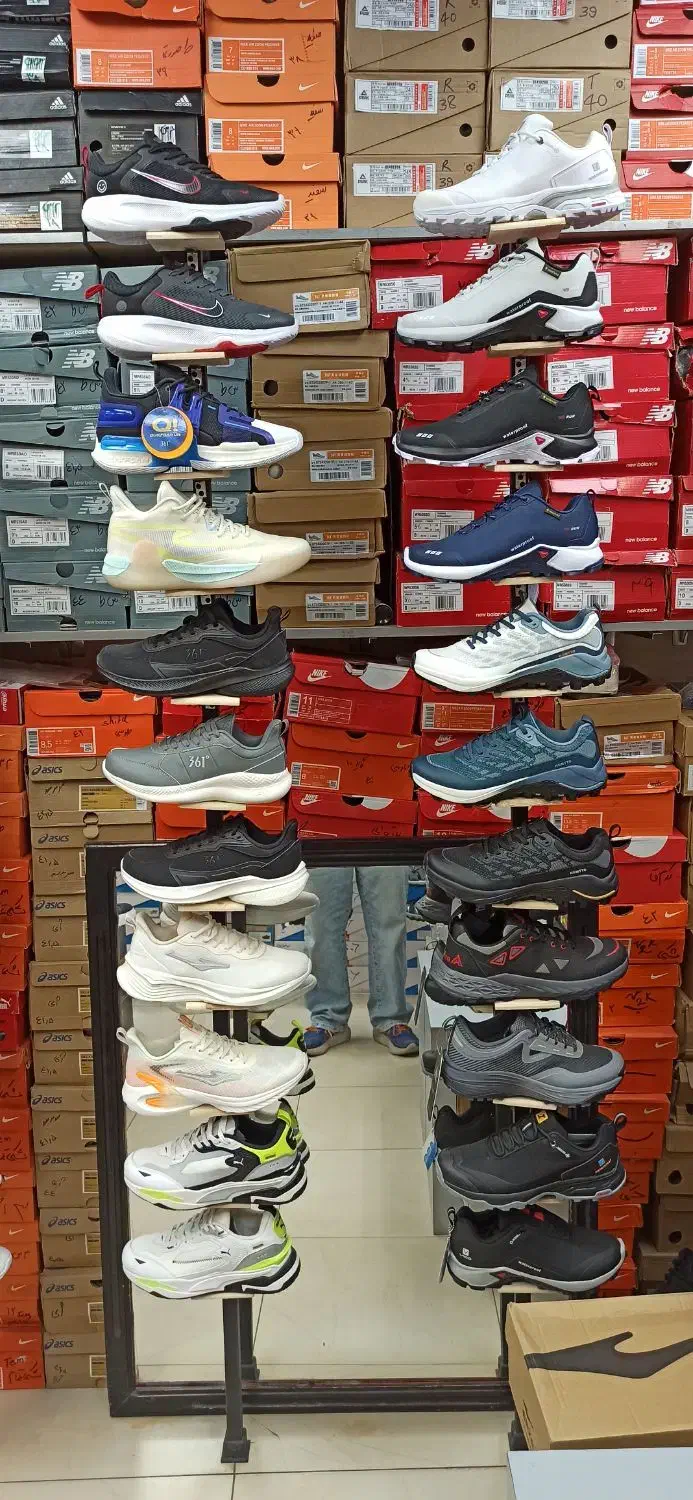 کتونی اورجینال با بهترین قیمت و بیشترین تنوع|کیف، کفش، کمربند|اصفهان, چرخاب|دیوار