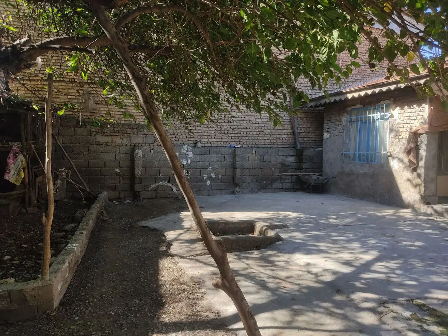 خانه ویلای در سه راهی خط طوران قرقاچ|فروش خانه و ویلا|شوسف, |دیوار