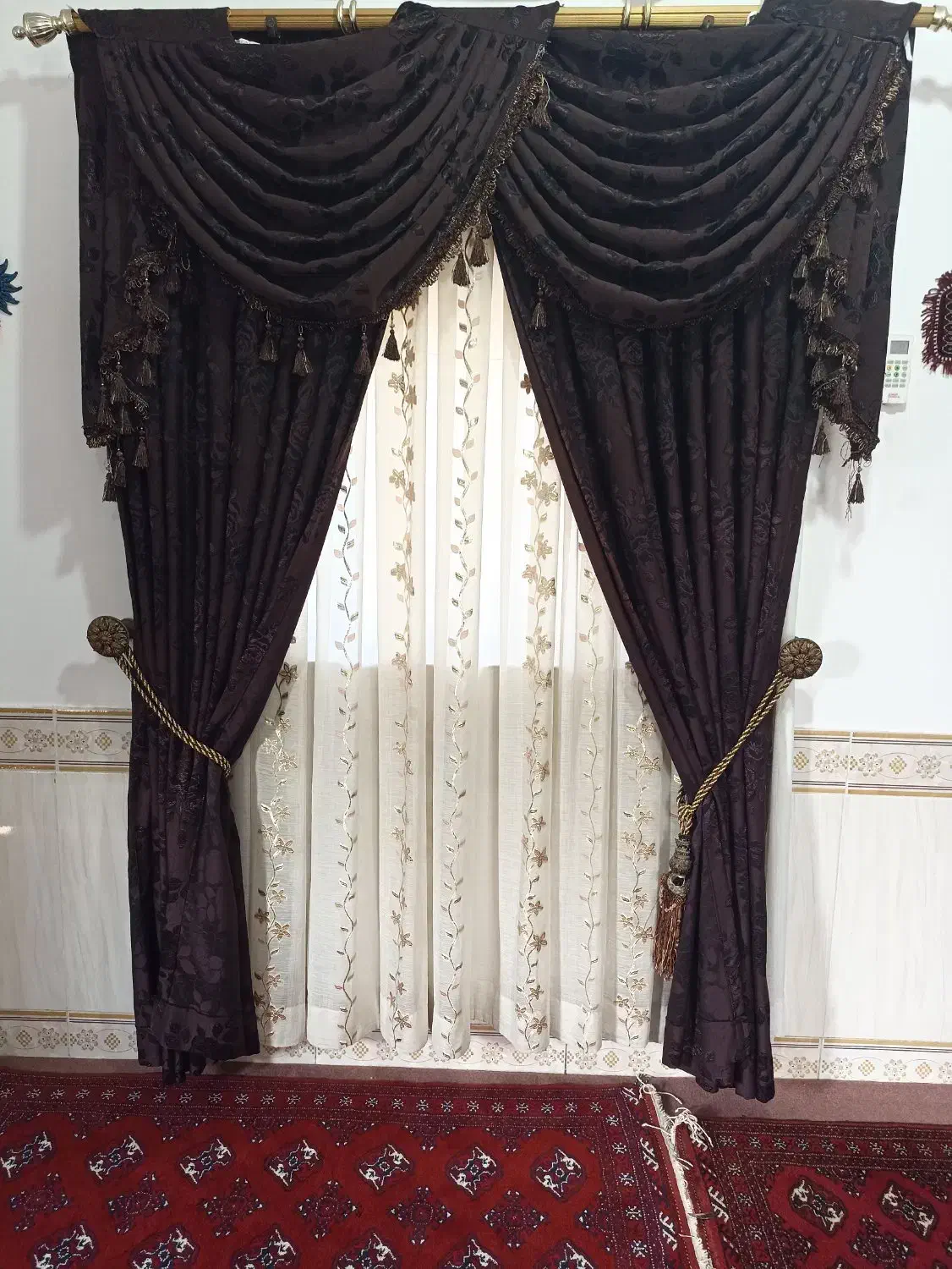 پرده‌سلطنتی‌۲عدد|پرده، رانر، رومیزی|آق قلا, |دیوار