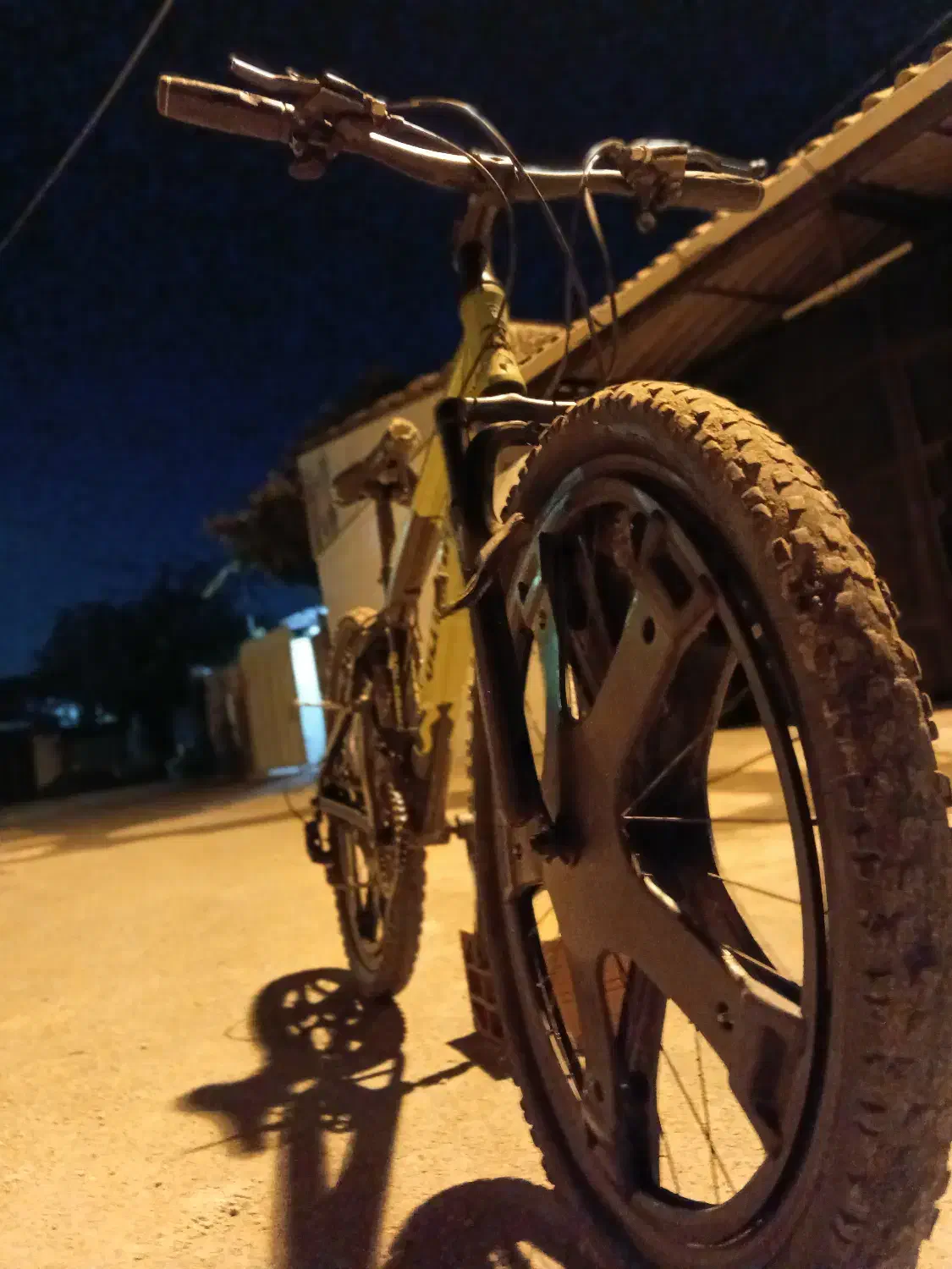 دوچرخه|دوچرخه، اسکیت، اسکوتر|چالوس, |دیوار