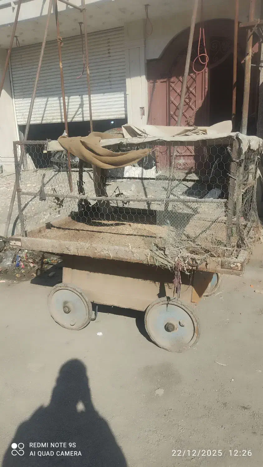 گاری چوبی روسیه|کلکسیون اشیاء عتیقه|زاهدان, |دیوار