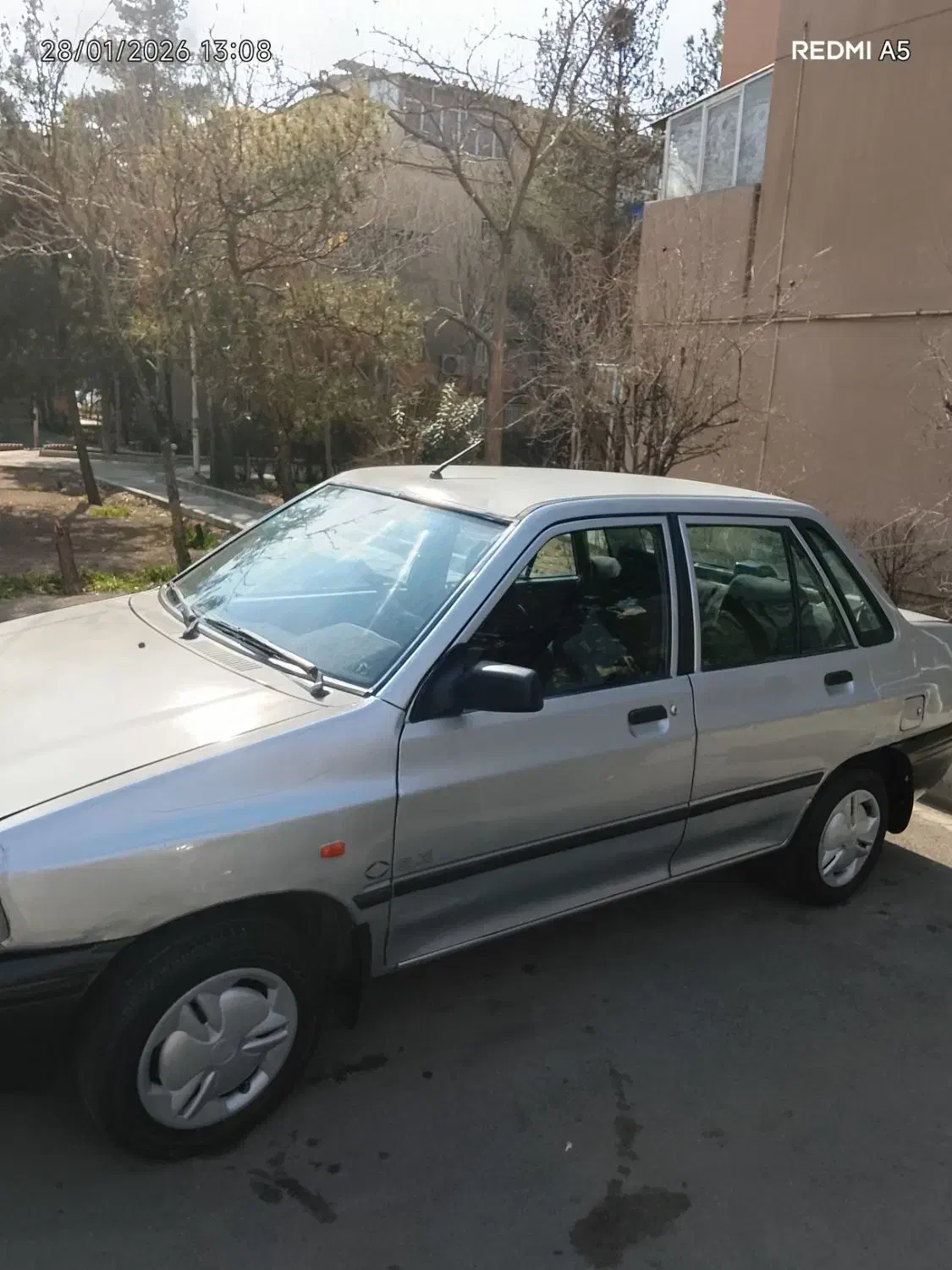 پراید ۸۶ نقره ای|خودرو سواری و وانت|تهران, شهرک دانشگاه|دیوار