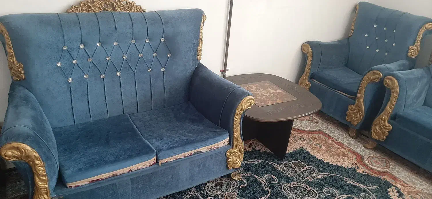 مبل۷نفره|مبلمان خانگی و میز عسلی|خرم‌آباد, |دیوار