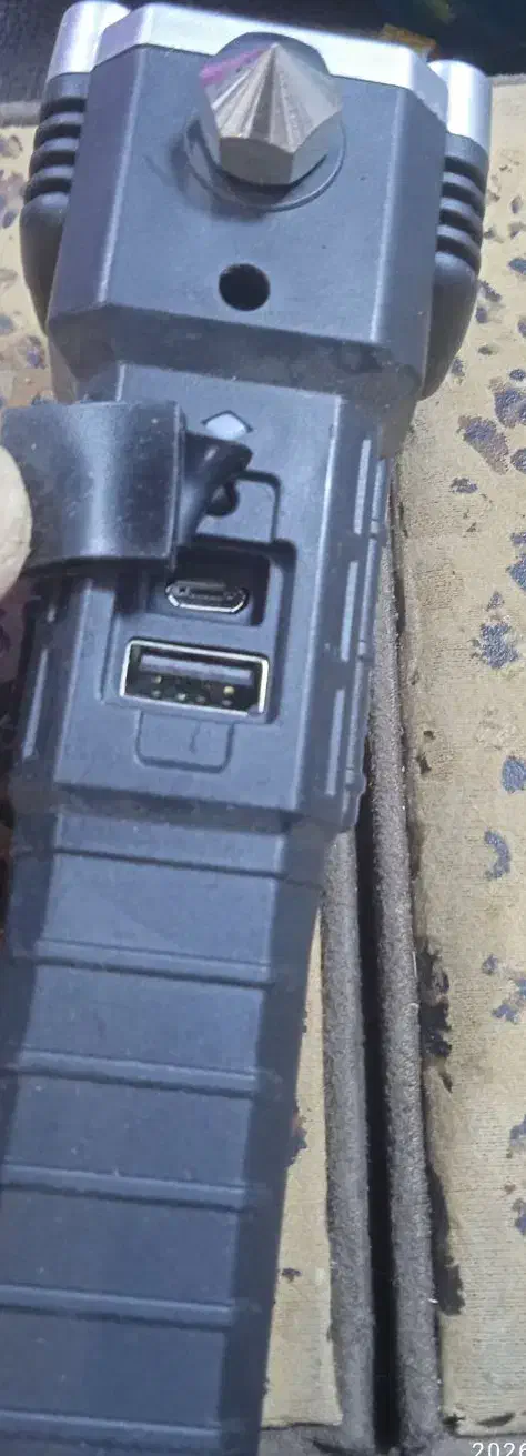 چراغ قوه هفت کاره|لامپ و چراغ|کوهدشت, |دیوار