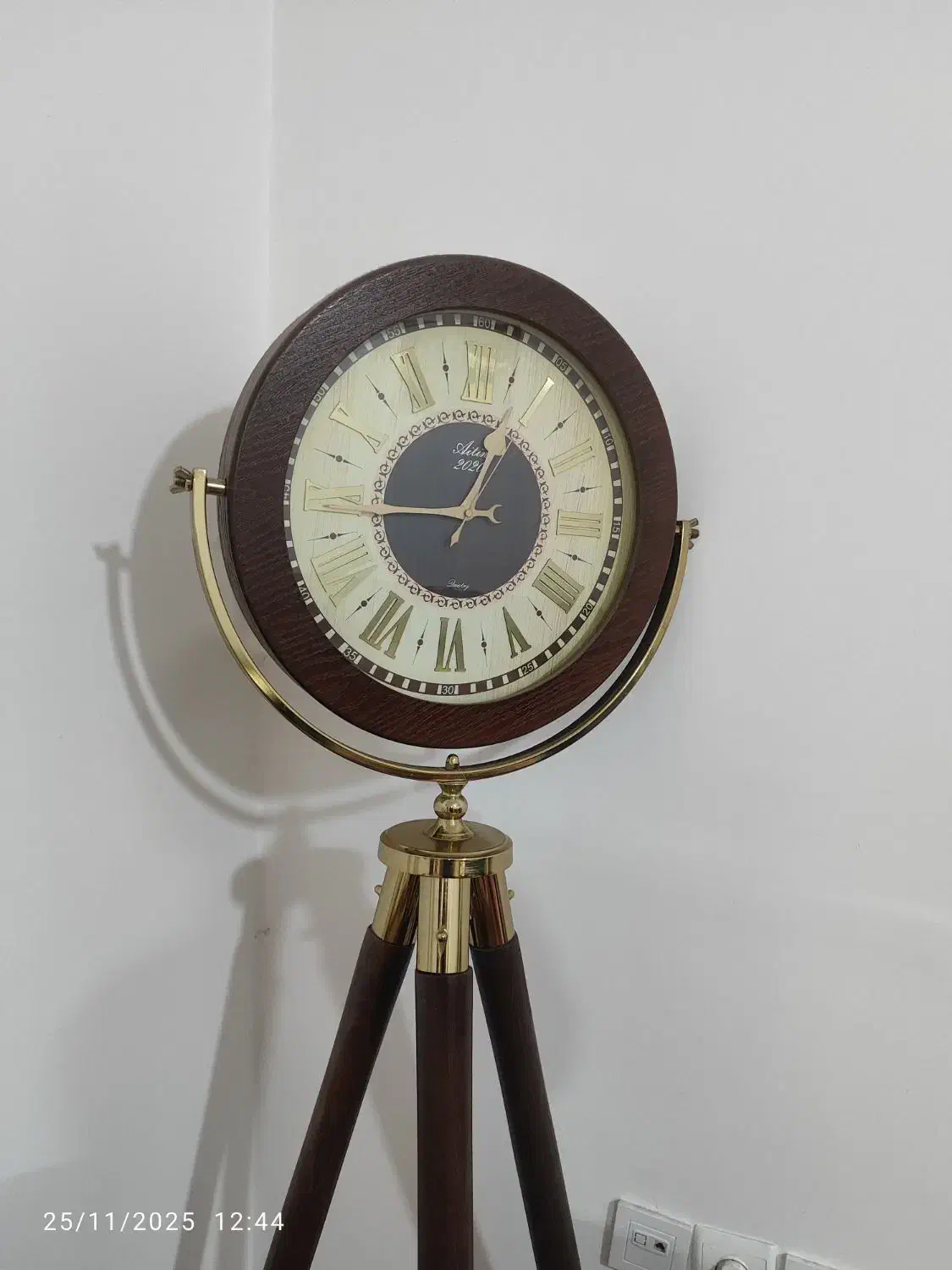 ساعت ایستاده|ساعت دیواری و تزئینی|قرچک, مهدیه|دیوار