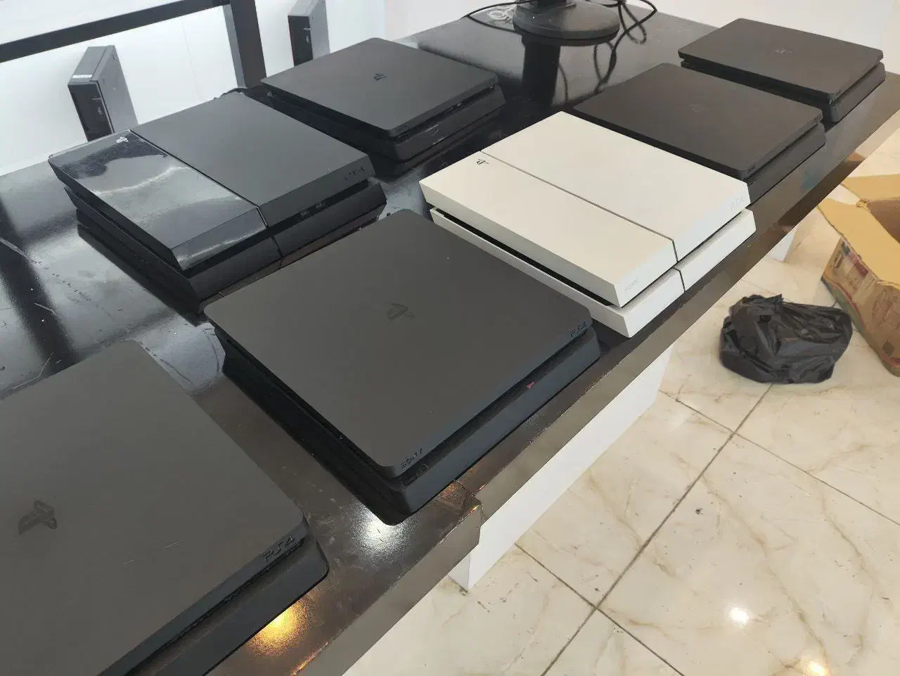 فروش Ps4 به قیمت عمده|کنسول، بازی ویدئویی و آنلاین|شیراز, عفیف‌آباد|دیوار
