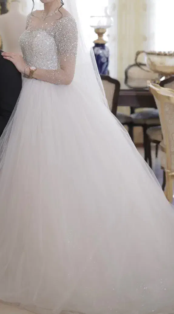 لباس عروس|لباس|اندیشه, اندیشه فاز ۳|دیوار