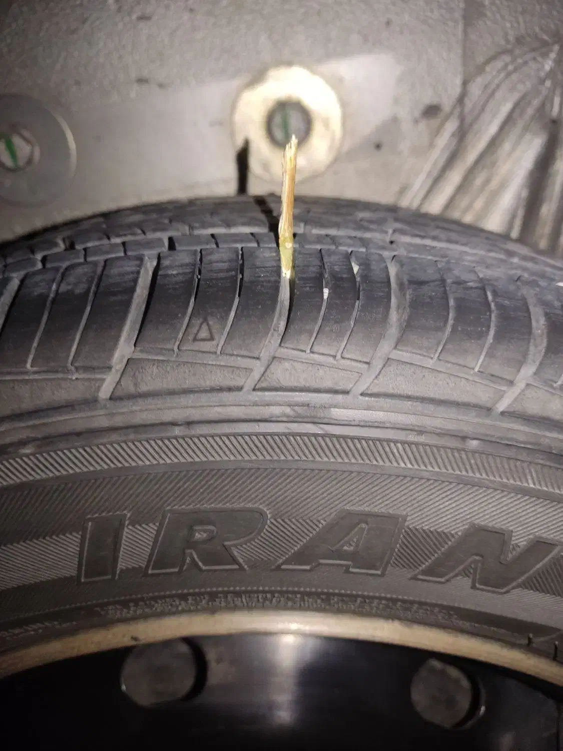 رینگ و لاستیک دور ۱۴(۲۰۵)ایران تایر۹۹درصد|قطعات یدکی و لوازم جانبی|ایرانشهر, |دیوار